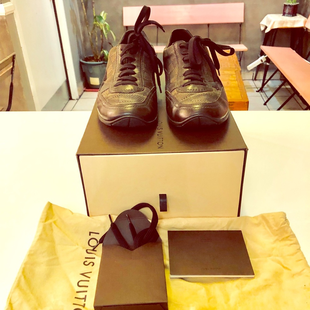 LV Damier shoes 👞
